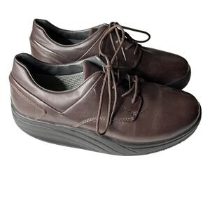 NWOB MBT Leather Brown Walking Shoes Lace Up Toning Sneakers Mens Size 9